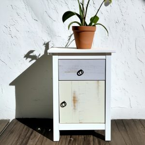 Mesa De Luz Dormitorio Madera Vintage Armado Gratis. Artico Acabado Mate Color Blanco